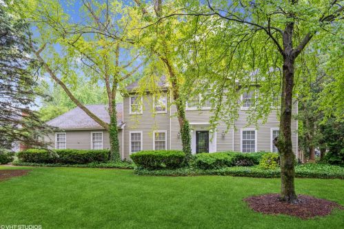 611 Edward Rd, Naperville, IL 60540-6920