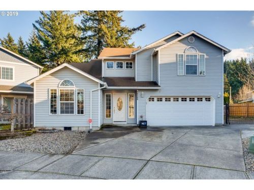14546 Rachel Ln, Portland, OR 97236-2570