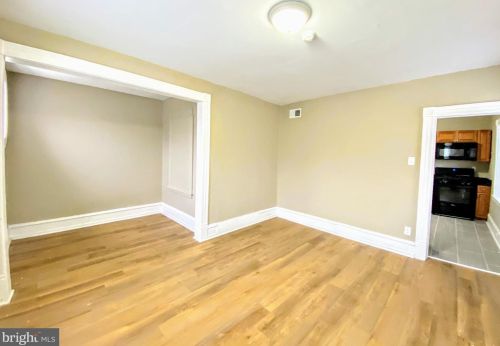 619 Chelten Ave, Philadelphia PA 19126-3825 exterior