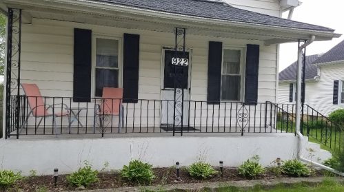 922 Summit St, Joliet, IL 60435-4608