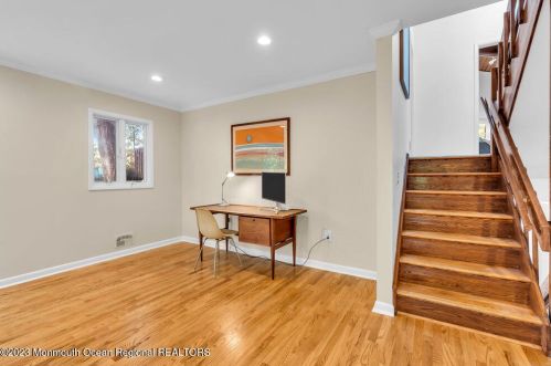 10 Lefferts Ct, Middletown NJ  07748-3031 exterior