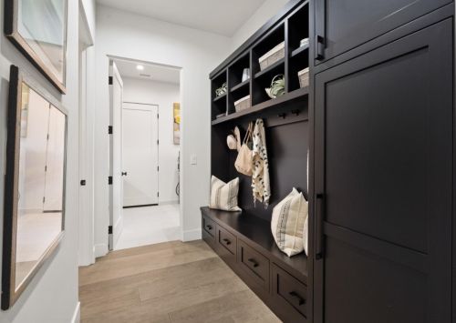 1575 Grant Rd, Los Altos CA  94024-6149 exterior