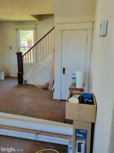 1123 Harrisburg Pike, Carlisle PA  17013-1618 exterior