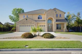 1233 Doak Blvd, Ripon, CA 95366-9594