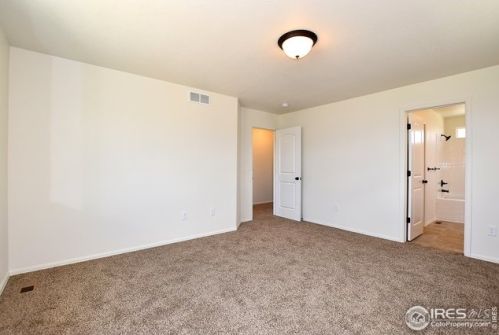 2613 Sapphire St, Loveland CO 80537-2024 exterior