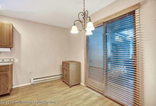 3 Manchester Ct, Tinton Falls NJ 07701-5492 exterior