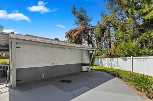 4280 Watkins Dr, Riverside CA  92507-4874 exterior