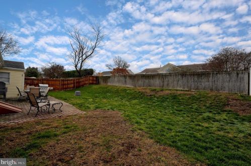 51 Sunset Blvd, Trenton NJ  08690-3950 exterior