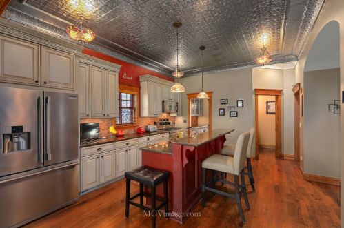 1003 Walter St, Lemont IL  60439-3920 exterior