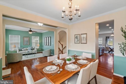 16606 Space More Cir, Woodbridge, VA 22191-6386