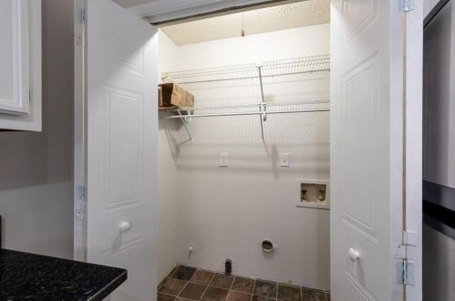 1303 Country Park Dr, Smyrna GA  30080-8227 exterior