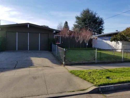 26737 Chiplay Ave, Hayward, CA 94545-3159