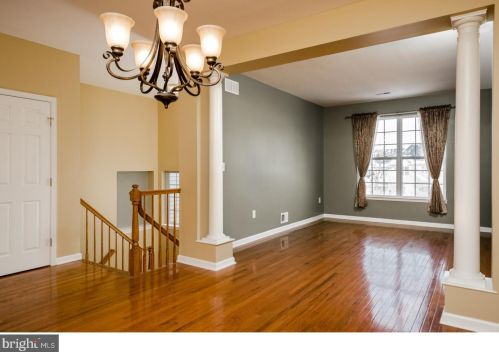 40 Kennedy Ct, Princeton, NJ 08540-4637