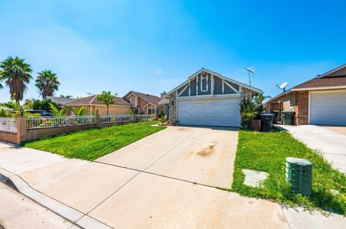 2364 Wilson Ave, Perris, CA 92571-3304