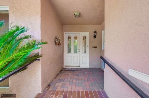 2057 Santa Rena Dr, Palos Verdes Estates, CA 90275-1411