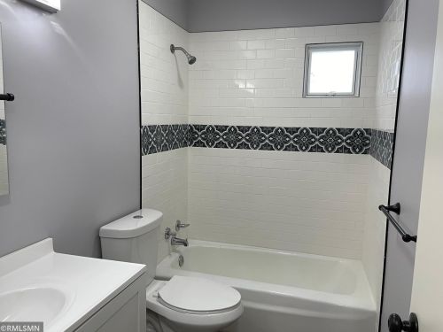 10641 Wren St, Minneapolis MN  55433-4026 exterior