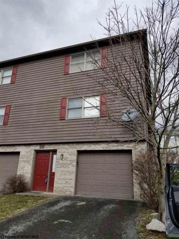 202 Stone Gate Cir, Morgantown WV  26505-1832 exterior