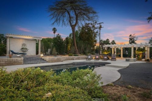 2353 Grace St, Riverside, CA 92504-4908