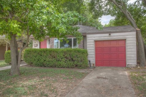 6441 Calmont Ave, Fort Worth TX  76116-4421 exterior