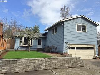 9411 Schuyler St, Portland, OR 97220-4347