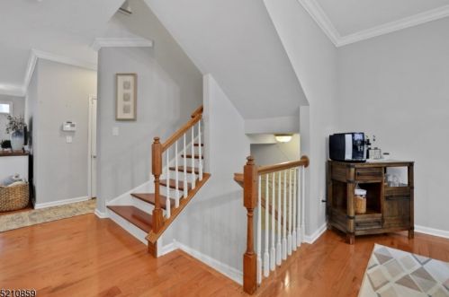 87 Thomastown Rd, Dover NJ 07803-3019 exterior