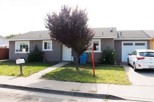 490 Taft Ct, Gilroy, CA 95020-4607