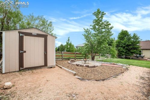 15611 Dawson Crk Dr, Woodmoor CO 80132-6035 exterior