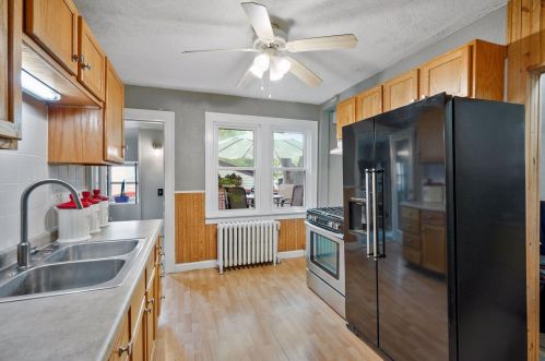 1008 James Ave, Saint Paul MN  55102-3333 exterior