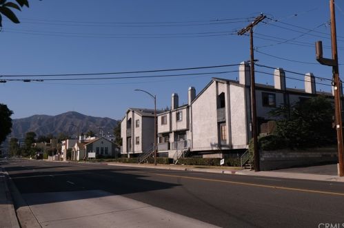 312 Pacific Ave, Glendale CA  91203-2111 exterior