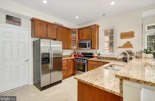 14552 Marlow St, Gainesville, VA 20155-4054