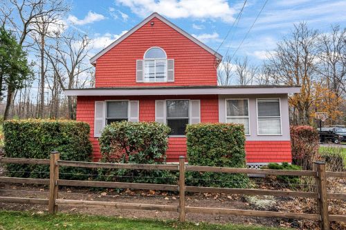 33 Litchfield Rd, Londonderry, NH 03053-2624