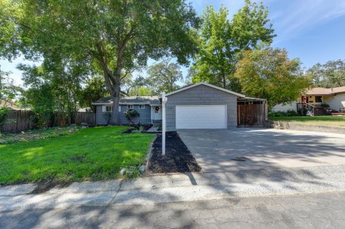 5307 Ronnie St, Fair Oaks, CA 95628-3324