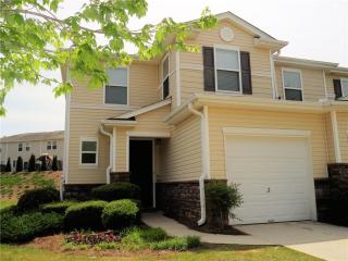 530 Rendezvous Rd, Acworth, GA 30102-8804