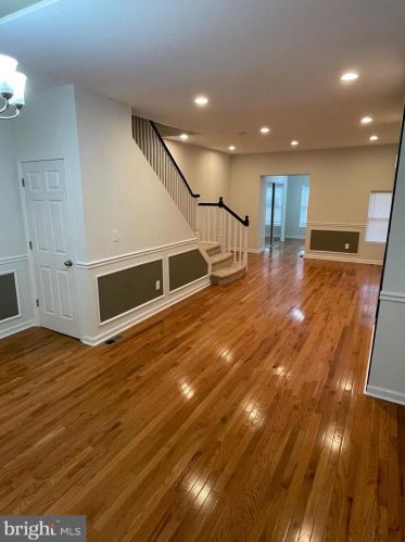 5732 16th St, Philadelphia PA  19141-1702 exterior