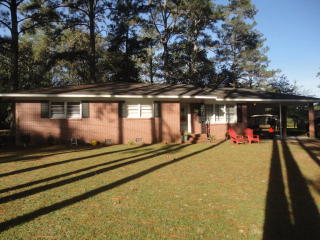 804 Taylor Cir, Blackshear, GA 31516-2550