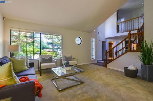 5900 Charter Oaks Dr, Hayward CA  94552-1678 exterior