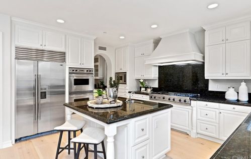 30 Blue Smt, Irvine CA  92603-0168 exterior