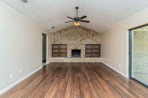 3445 Willowcrest Dr, North Richland Hills TX  76117-3443 exterior