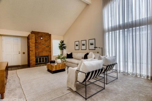 15 Star Thistle, Irvine, CA 92604-2828