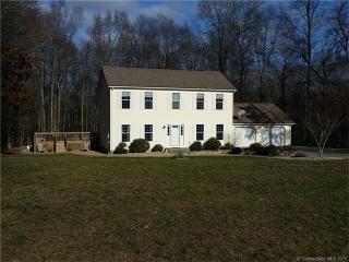 48 Lochdale Dr, Chesterfield, CT 06370-1242
