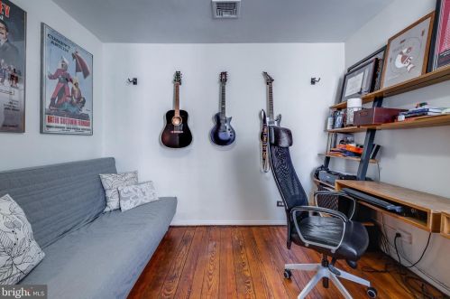 1325 Berks St, Philadelphia PA 19131-3215 exterior