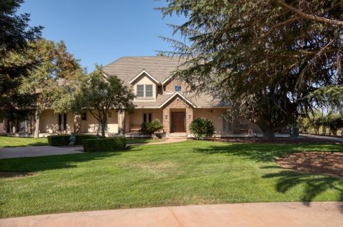 413 Crawford Rd, Modesto, CA 95356-8814