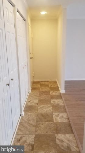 1662 Parkcrest Cir, Herndon, VA 20190-4950