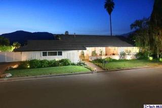 1635 Virden Dr, Glendale, CA 91208-2721