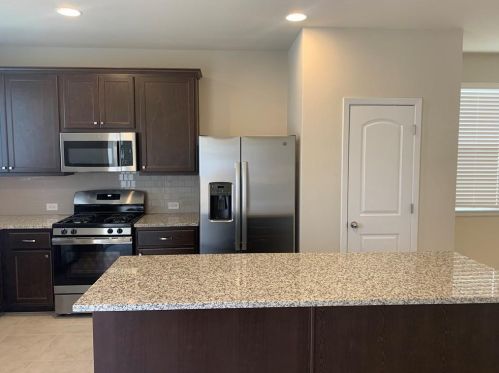 1233 Goforth Rd, Uhland TX  78640-4733 exterior