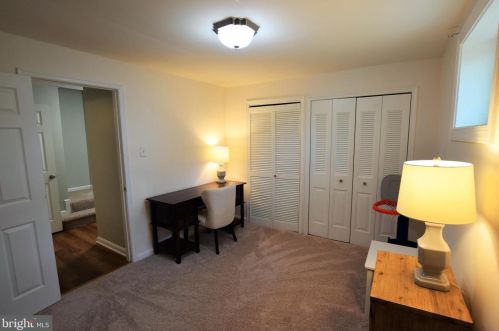 6100 Heron Pond Ct, Springfield VA  22015-3738 exterior