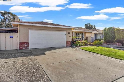 37815 Manzanita St, Newark, CA 94560-4343
