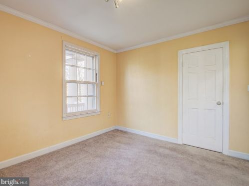 12500 Meadowood Dr, Silver Spring MD 20904-2928 exterior