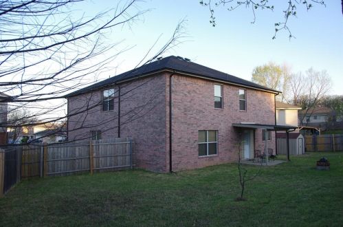 7551 Hedgeoak Ct, Fort Worth TX  76112-4451 exterior