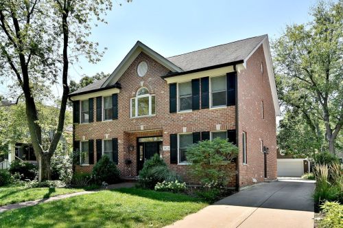 3928 Central Ave, Western Springs, IL 60558-1126